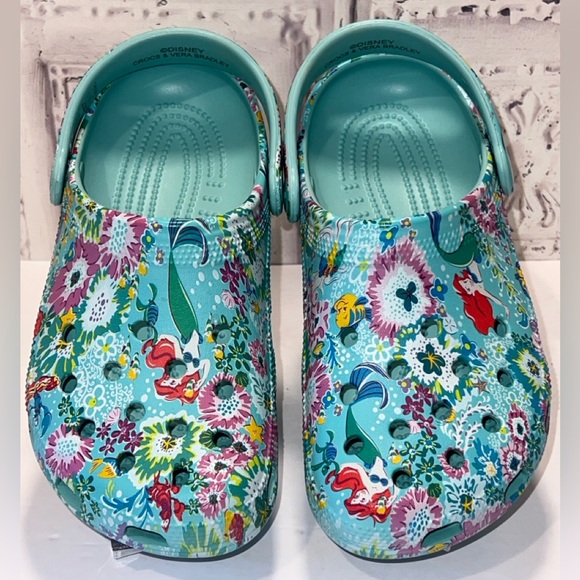 NEW! Crocs Unisex-Adult Classic Disney X Vera Bradley Little Mermaid Clog Sz 5 - Picture 2 of 15